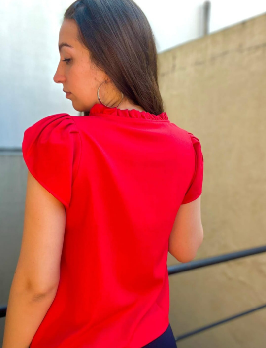 Blusa de crep con lazo